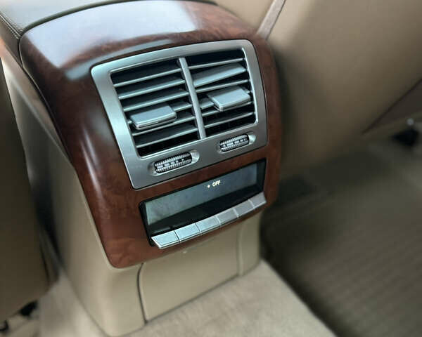 Чорний Мерседес С Клас, об'ємом двигуна 5.5 л та пробігом 182 тис. км за 17999 $, фото 8 на Automoto.ua