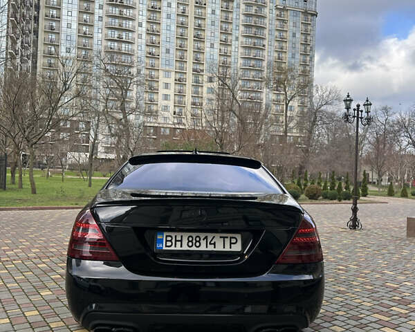 Черный Мерседес С Класс, объемом двигателя 5.5 л и пробегом 260 тыс. км за 13000 $, фото 5 на Automoto.ua