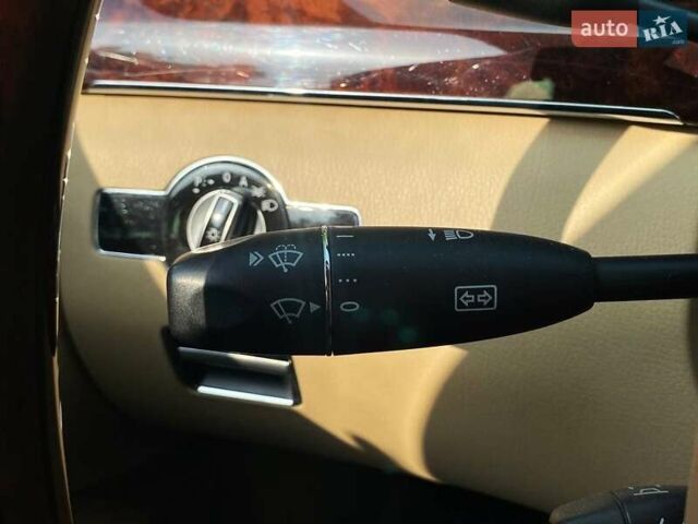 Черный Мерседес С Класс, объемом двигателя 5.46 л и пробегом 206 тыс. км за 14490 $, фото 20 на Automoto.ua