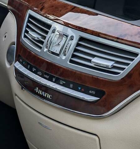 Чорний Мерседес С Клас, об'ємом двигуна 2.99 л та пробігом 375 тис. км за 11499 $, фото 60 на Automoto.ua