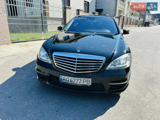 Черный Мерседес С Класс, объемом двигателя 5.5 л и пробегом 210 тыс. км за 12900 $, фото 117 на Automoto.ua