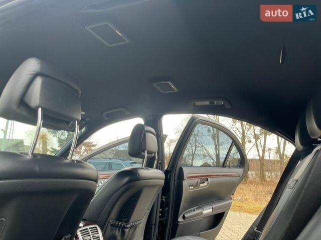 Чорний Мерседес С Клас, об'ємом двигуна 3 л та пробігом 248 тис. км за 14000 $, фото 21 на Automoto.ua