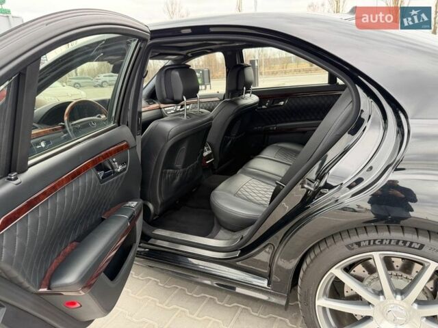 Черный Мерседес С Класс, объемом двигателя 5.98 л и пробегом 205 тыс. км за 30000 $, фото 15 на Automoto.ua