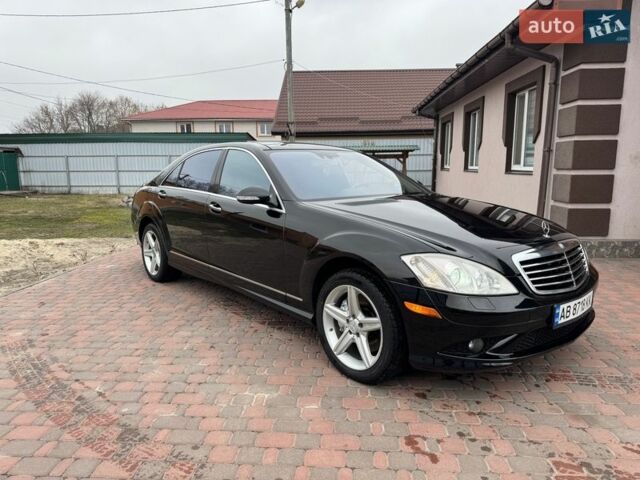 Чорний Мерседес С Клас, об'ємом двигуна 5.46 л та пробігом 273 тис. км за 10950 $, фото 2 на Automoto.ua
