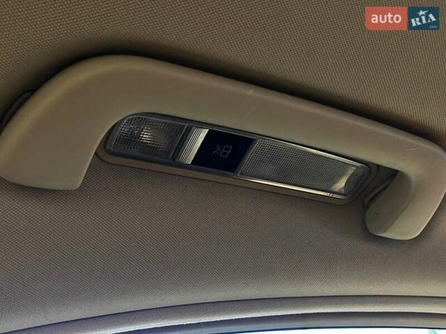 Черный Мерседес С Класс, объемом двигателя 5.46 л и пробегом 206 тыс. км за 14490 $, фото 38 на Automoto.ua