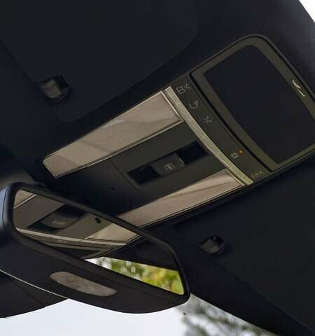 Черный Мерседес С Класс, объемом двигателя 2.99 л и пробегом 375 тыс. км за 10999 $, фото 70 на Automoto.ua