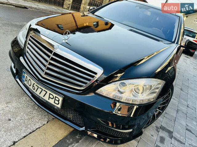 Черный Мерседес С Класс, объемом двигателя 5.5 л и пробегом 210 тыс. км за 12900 $, фото 59 на Automoto.ua