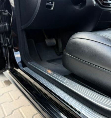 Черный Мерседес С Класс, объемом двигателя 5.5 л и пробегом 171 тыс. км за 12500 $, фото 17 на Automoto.ua