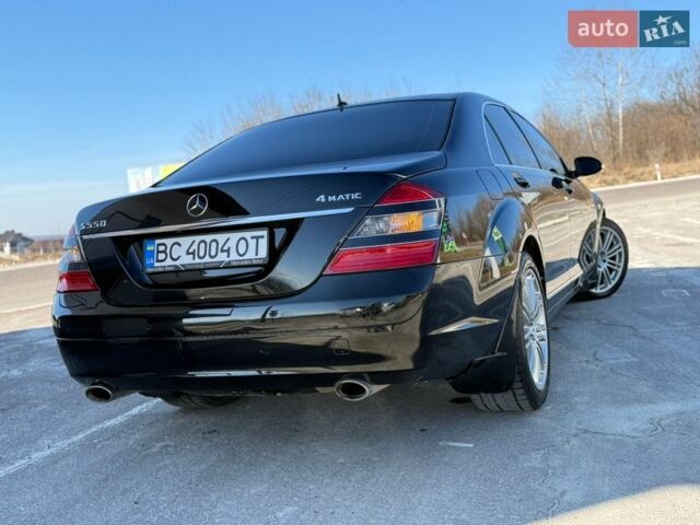 Черный Мерседес С Класс, объемом двигателя 3.5 л и пробегом 188 тыс. км за 12000 $, фото 59 на Automoto.ua