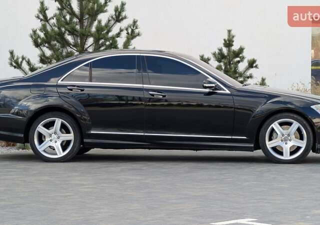 Черный Мерседес С Класс, объемом двигателя 2.99 л и пробегом 375 тыс. км за 10999 $, фото 7 на Automoto.ua