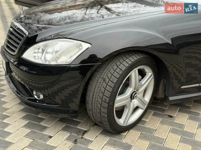 Черный Мерседес С Класс, объемом двигателя 5.46 л и пробегом 70 тыс. км за 20500 $, фото 16 на Automoto.ua