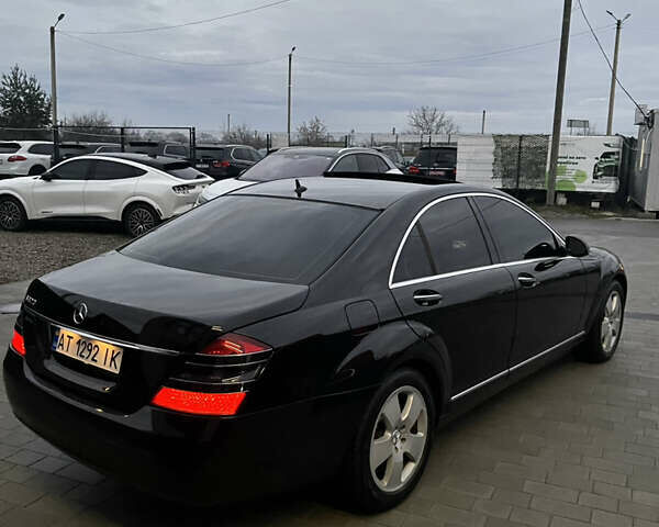 Черный Мерседес С Класс, объемом двигателя 3 л и пробегом 293 тыс. км за 9999 $, фото 3 на Automoto.ua
