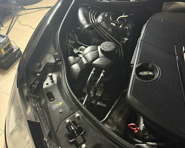 Черный Мерседес С Класс, объемом двигателя 3 л и пробегом 295 тыс. км за 12999 $, фото 29 на Automoto.ua