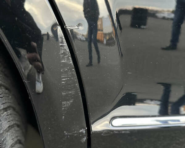 Черный Мерседес С Класс, объемом двигателя 5.5 л и пробегом 170 тыс. км за 17000 $, фото 18 на Automoto.ua