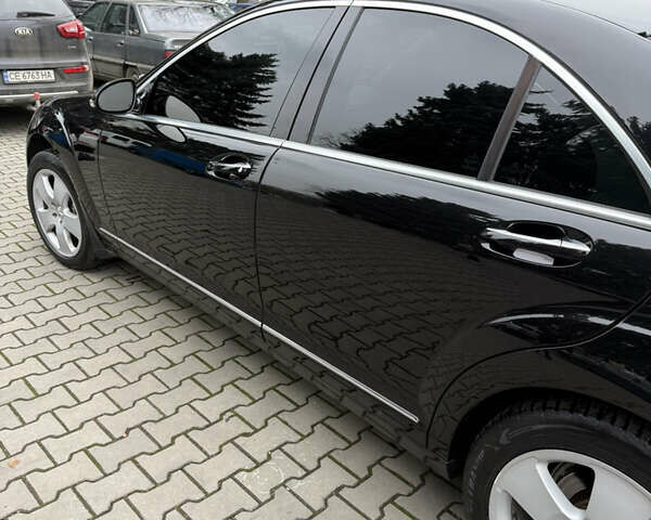 Черный Мерседес С Класс, объемом двигателя 3 л и пробегом 295 тыс. км за 12999 $, фото 4 на Automoto.ua