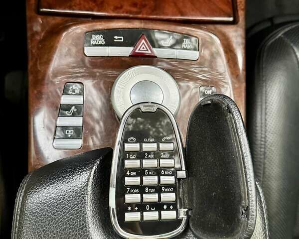 Чорний Мерседес С Клас, об'ємом двигуна 3.5 л та пробігом 176 тис. км за 10800 $, фото 26 на Automoto.ua