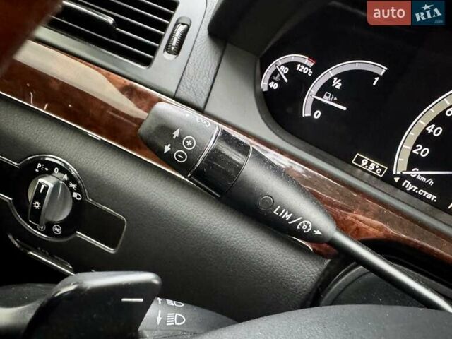 Чорний Мерседес С Клас, об'ємом двигуна 3.5 л та пробігом 176 тис. км за 10999 $, фото 25 на Automoto.ua