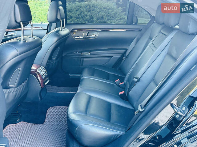 Черный Мерседес С Класс, объемом двигателя 2.99 л и пробегом 347 тыс. км за 13500 $, фото 16 на Automoto.ua