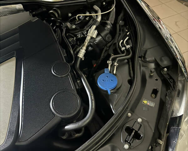 Черный Мерседес С Класс, объемом двигателя 3 л и пробегом 295 тыс. км за 12999 $, фото 31 на Automoto.ua