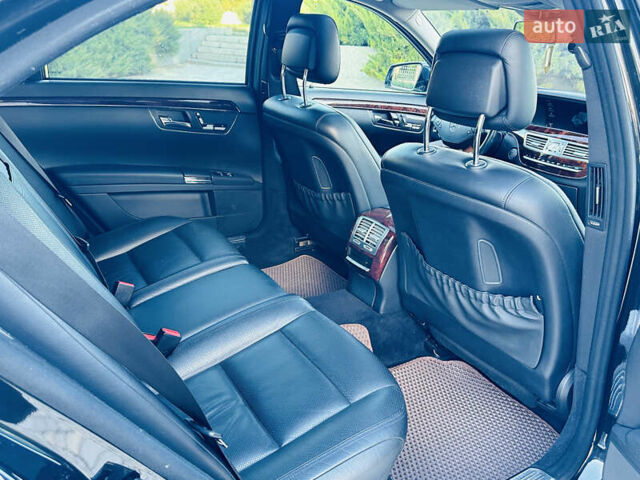 Черный Мерседес С Класс, объемом двигателя 2.99 л и пробегом 347 тыс. км за 13500 $, фото 20 на Automoto.ua