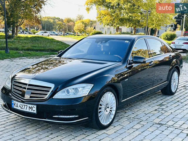 Черный Мерседес С Класс, объемом двигателя 2.99 л и пробегом 347 тыс. км за 13500 $, фото 7 на Automoto.ua