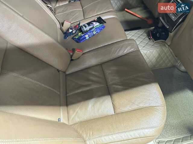 Черный Мерседес С Класс, объемом двигателя 5.5 л и пробегом 255 тыс. км за 12500 $, фото 27 на Automoto.ua