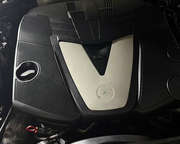 Черный Мерседес С Класс, объемом двигателя 3 л и пробегом 295 тыс. км за 12999 $, фото 32 на Automoto.ua