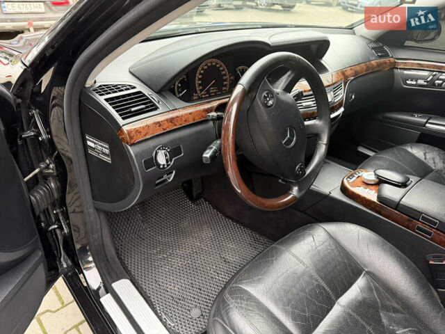 Черный Мерседес С Класс, объемом двигателя 3 л и пробегом 295 тыс. км за 12999 $, фото 26 на Automoto.ua