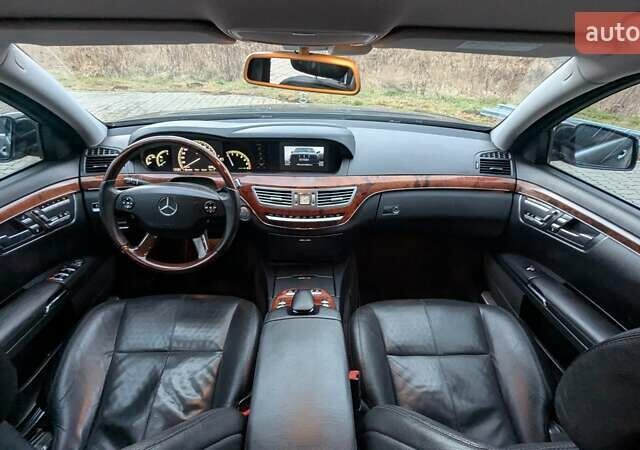 Черный Мерседес С Класс, объемом двигателя 2.99 л и пробегом 254 тыс. км за 13900 $, фото 95 на Automoto.ua