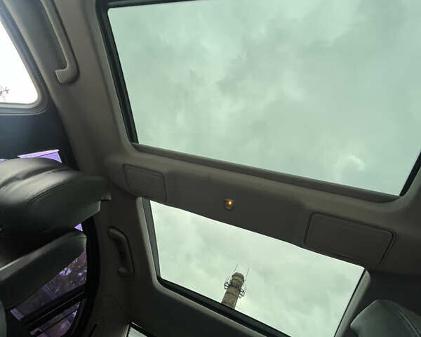 Чорний Мерседес С Клас, об'ємом двигуна 5.46 л та пробігом 252 тис. км за 18000 $, фото 17 на Automoto.ua