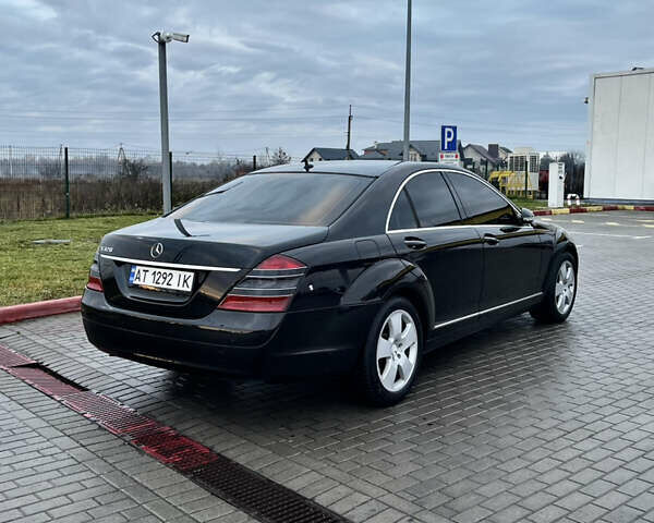 Черный Мерседес С Класс, объемом двигателя 3 л и пробегом 293 тыс. км за 9999 $, фото 8 на Automoto.ua