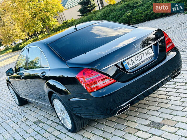 Черный Мерседес С Класс, объемом двигателя 2.99 л и пробегом 347 тыс. км за 13500 $, фото 11 на Automoto.ua