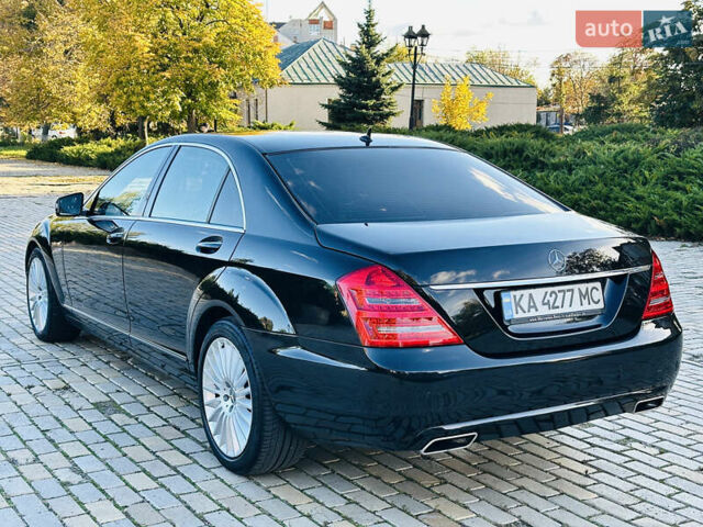 Черный Мерседес С Класс, объемом двигателя 2.99 л и пробегом 347 тыс. км за 13500 $, фото 5 на Automoto.ua