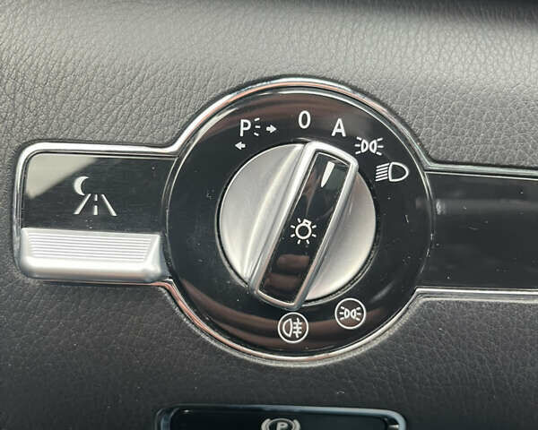 Черный Мерседес С Класс, объемом двигателя 5.46 л и пробегом 252 тыс. км за 18000 $, фото 20 на Automoto.ua