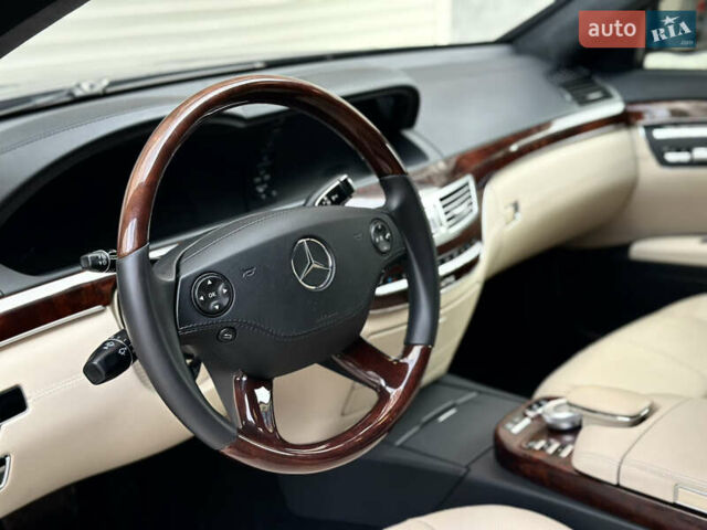 Мерседес С Клас 2009 у Житомирі на Automoto.ua Чорний Мерседес С Клас, об'ємом двигуна 5.46 л та пробігом 211 тис. км за 16555 $, фото 27 на Automoto.ua