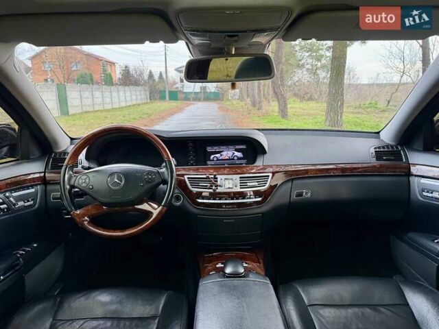 Чорний Мерседес С Клас, об'ємом двигуна 3.5 л та пробігом 176 тис. км за 10800 $, фото 18 на Automoto.ua