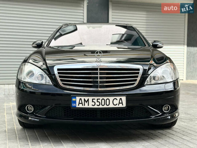 Мерседес С Клас 2009 у Житомирі на Automoto.ua Чорний Мерседес С Клас, об'ємом двигуна 5.46 л та пробігом 211 тис. км за 16555 $, фото 1 на Automoto.ua