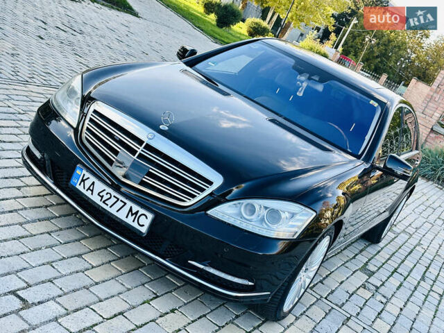 Черный Мерседес С Класс, объемом двигателя 2.99 л и пробегом 347 тыс. км за 13500 $, фото 8 на Automoto.ua