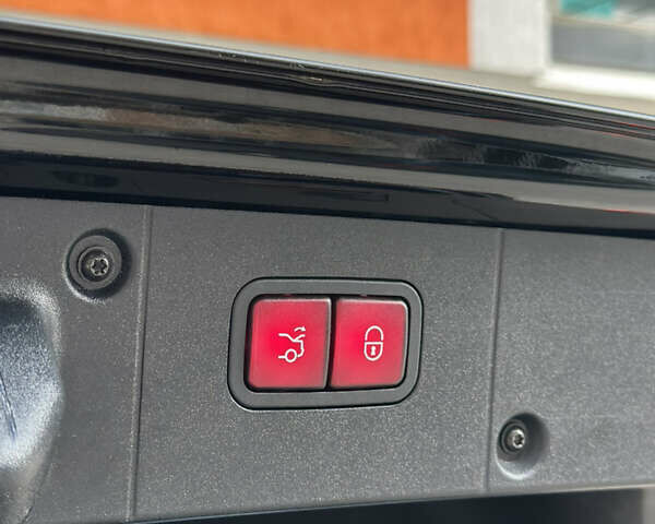 Мерседес С Клас 2009 у Житомирі на Automoto.ua Чорний Мерседес С Клас, об'ємом двигуна 5.46 л та пробігом 211 тис. км за 16555 $, фото 21 на Automoto.ua