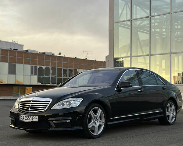 Черный Мерседес С Класс, объемом двигателя 5.5 л и пробегом 170 тыс. км за 17000 $, фото 49 на Automoto.ua