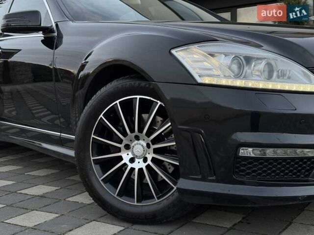 Черный Мерседес С Класс, объемом двигателя 2.99 л и пробегом 254 тыс. км за 13900 $, фото 6 на Automoto.ua