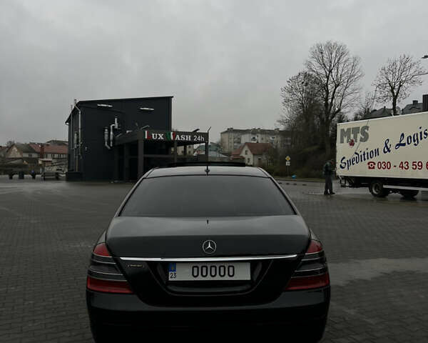 Черный Мерседес С Класс, объемом двигателя 2.99 л и пробегом 295 тыс. км за 14500 $, фото 2 на Automoto.ua