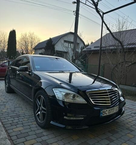 Чорний Мерседес С Клас, об'ємом двигуна 3.5 л та пробігом 362 тис. км за 9999 $, фото 1 на Automoto.ua