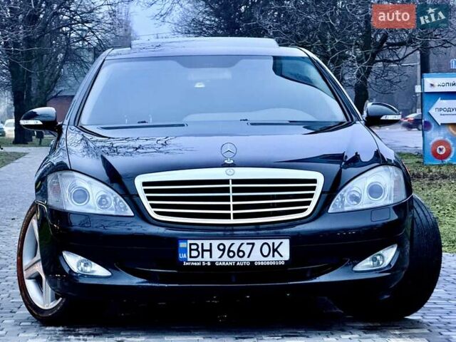 Черный Мерседес С Класс, объемом двигателя 5.46 л и пробегом 292 тыс. км за 9999 $, фото 13 на Automoto.ua