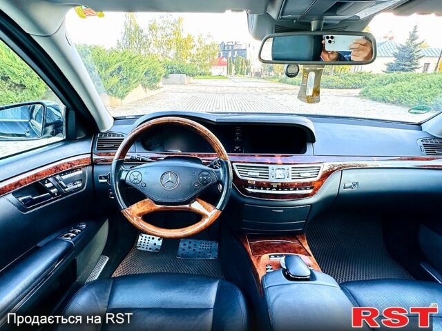 Чорний Мерседес С Клас, об'ємом двигуна 3 л та пробігом 347 тис. км за 14500 $, фото 11 на Automoto.ua