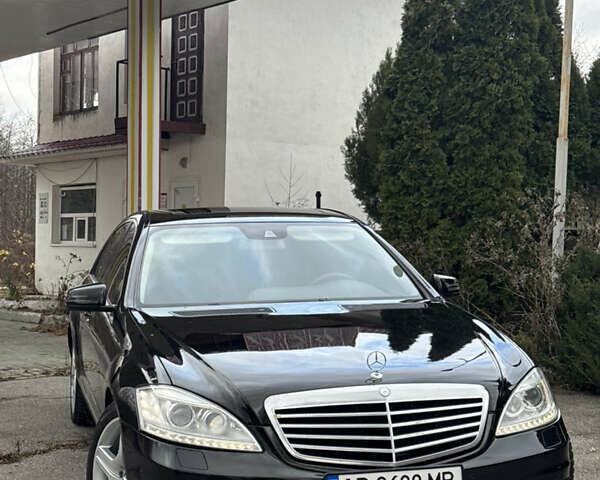 Черный Мерседес С Класс, объемом двигателя 5.46 л и пробегом 333 тыс. км за 14999 $, фото 6 на Automoto.ua