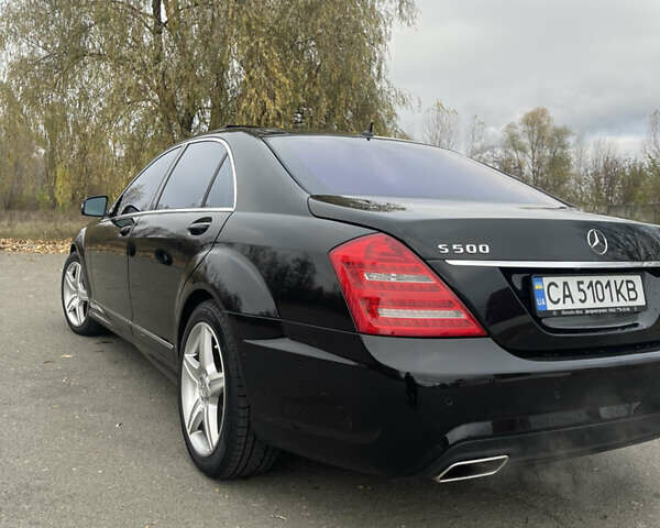 Черный Мерседес С Класс, объемом двигателя 5.46 л и пробегом 275 тыс. км за 20700 $, фото 5 на Automoto.ua