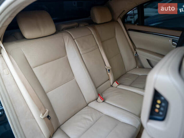 Чорний Мерседес С Клас, об'ємом двигуна 5.46 л та пробігом 288 тис. км за 18500 $, фото 31 на Automoto.ua