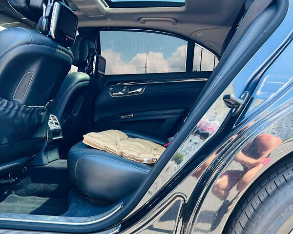 Черный Мерседес С Класс, объемом двигателя 5.46 л и пробегом 275 тыс. км за 20700 $, фото 15 на Automoto.ua