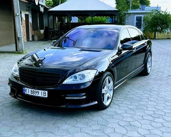 Черный Мерседес С Класс, объемом двигателя 5.46 л и пробегом 175 тыс. км за 16300 $, фото 7 на Automoto.ua